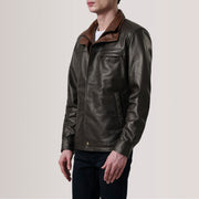 
Sean بني Leather Classic جاكيت جلد رجالي For Men - عرض جانبي يوضح قَصّة الأكمام المريحة