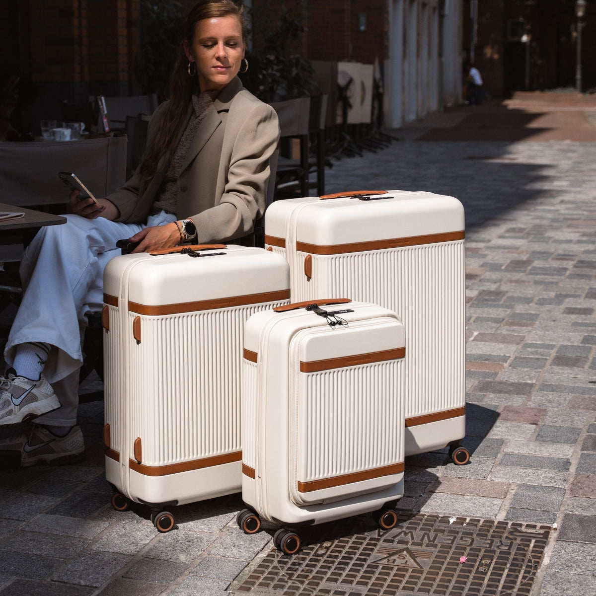 Suitcase Set Front Pocket Zuna نسائي – alternate product view 2