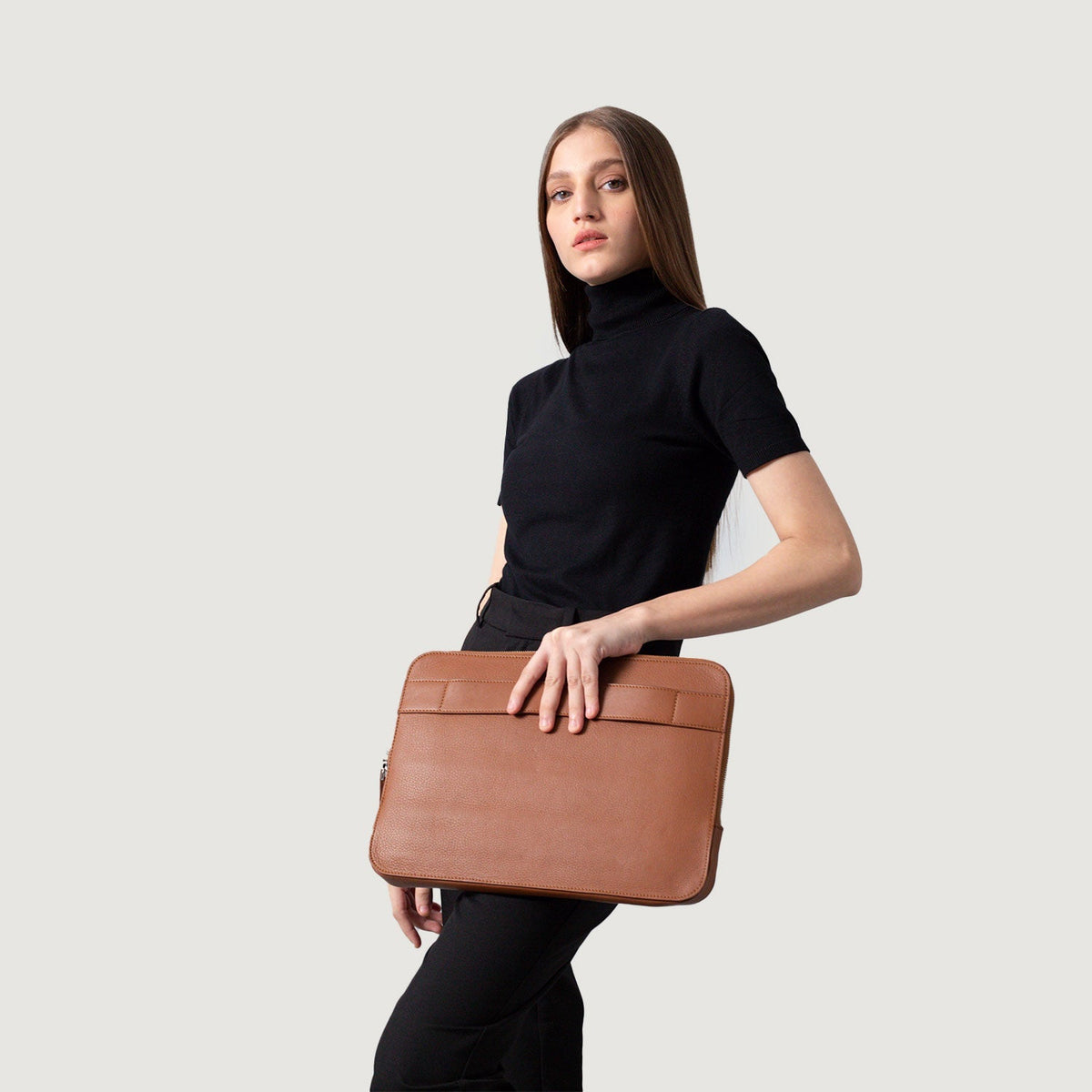 
Authentic Full-Grain Leather Grain Texture & Heavy-Duty Seam Stitching Detail