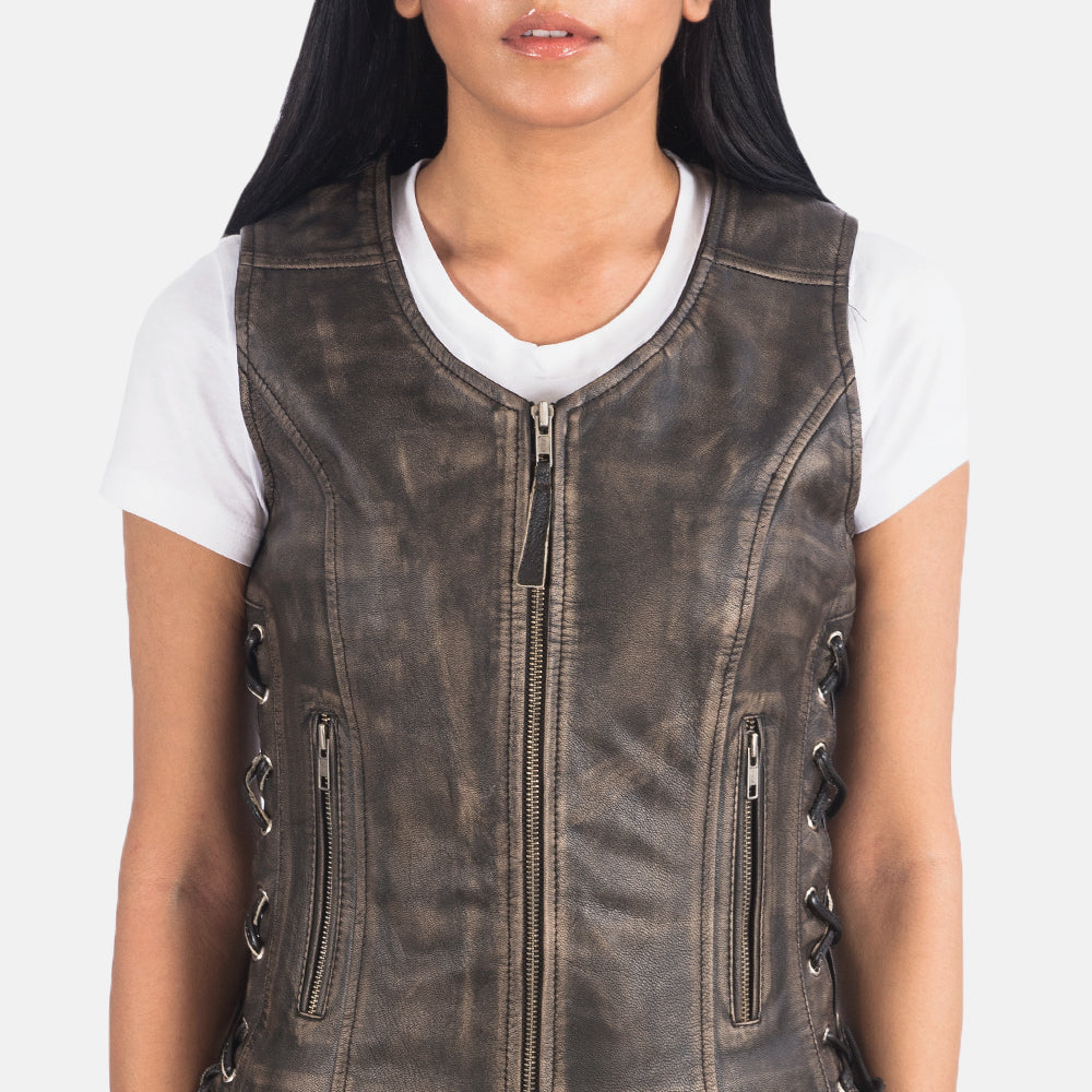 
عرض البطانة الداخلية Showing Quilted Polyester Lining & جيبان داخليان عمليان