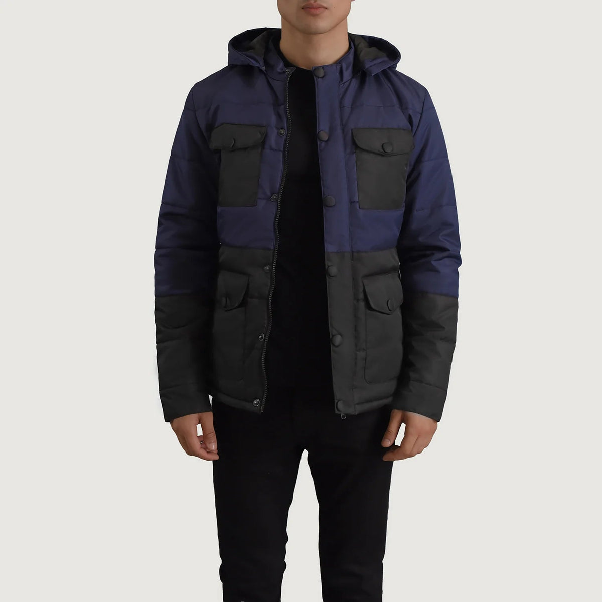 
Wayne أسود & أزرق Hooded Puffer جاكيت جلد رجالي in Black + Blue Full-Grain Leather - عرض أمامي وقَصّة مفصلة أنيقة | شراء أونلاين عبر المتجر الرسمي